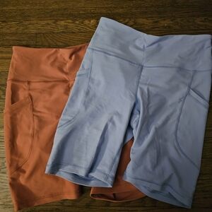 Old Navy Women's Blue and Orange Bike Shorts